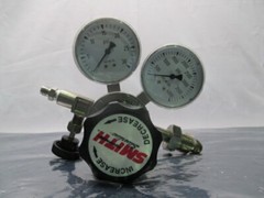 Smith Gas Regulator w/ Gauges, 300, 4000 PSI, Max Inlet 3000 PSI, 100417