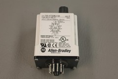 ALLEN BRADLEY 700-HT22BU120 SER A 120 VDC TIME DELAY RELAY