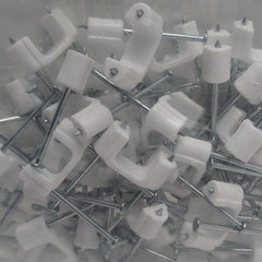 35016 – 1/2″ Plastic Stacking Staples for (2) 14/2 & 12/2 – Pack of 50