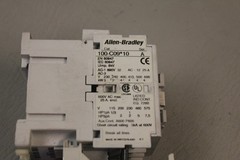 ALLEN BRADLEY 100-C09*10 SER A CONTACTOR 193-EAEB SER B OVERLOAD RELAY