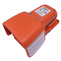 Linemaster Hercules SPDT Momentary Full Shield Foot Switch 531-SWH