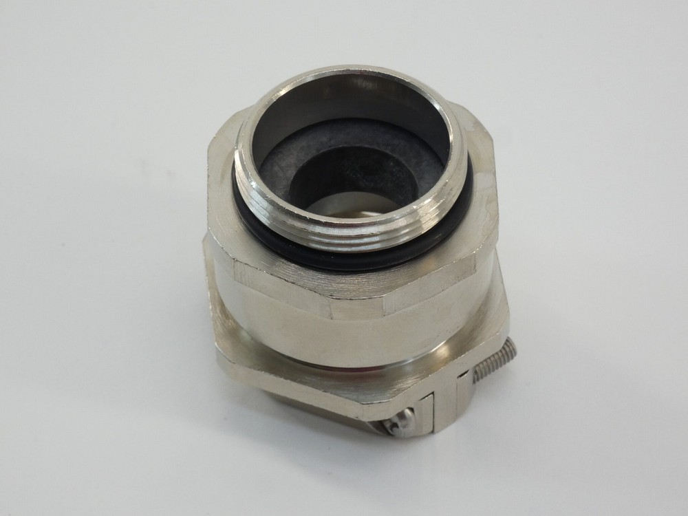 Phoenix Contact 1646162 HC-M-KV-Z-M32 Metal Cable Gland w/ Clamp – NEW Surplus!