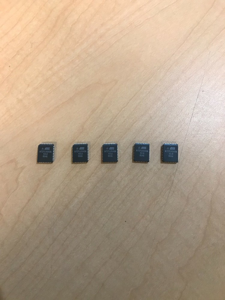 Lot of 5 Microchip Technology / Atmel AT27LV040A-90JI EPROM 4Mb OTP 3V 90ns