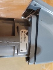 Thomas & Betts 7324-78 Receptacle 60A, 250v600vac wJAA6-AB6 Base Angle Adapter