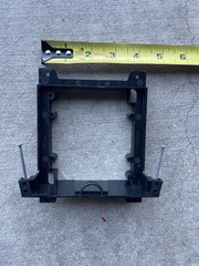 Lot of 22 Arlington Industries LV1 Low Voltage Mounting BracketsCondition: New