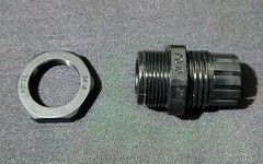 Heyco Cable Gland Dome Cap PG16 0.39-0.56″ Black w/ O Ring & Lock Nut *OPEN BOX*