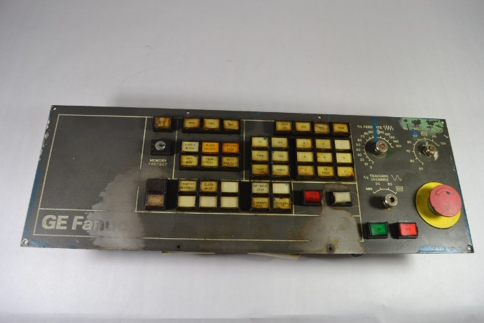 Ge Fanuc 44A739028-G01R04 Operator Panel AS IS