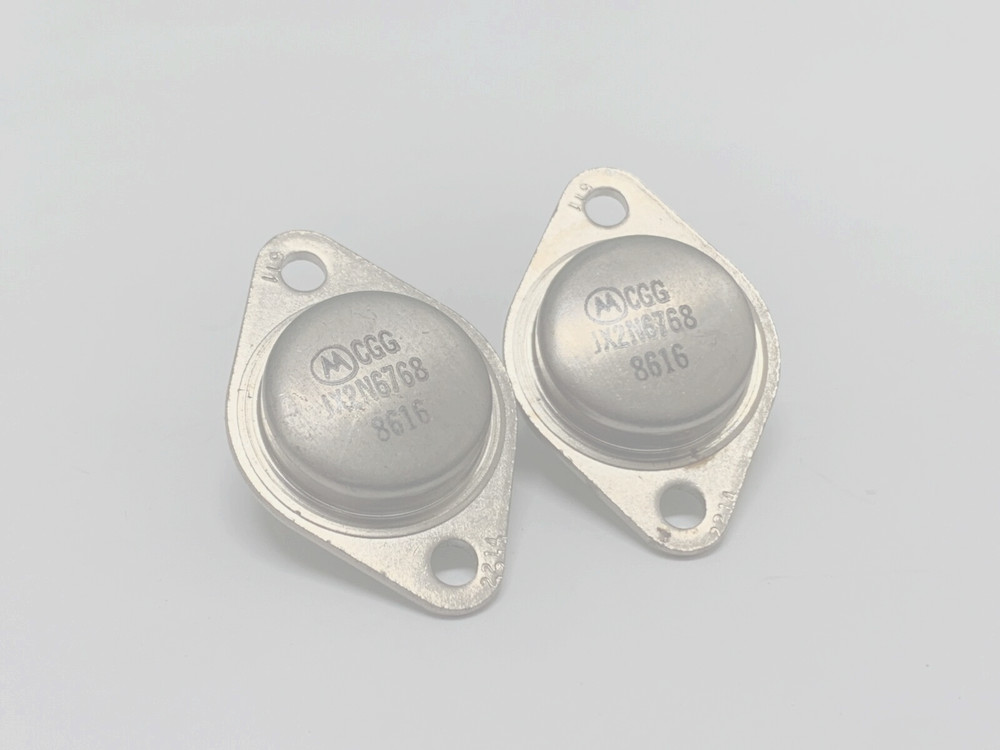 LOT OF 2 JANX 2N6768 400V 14A Original MOTOROLA