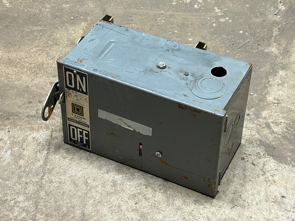 Square D PFA32030 30-Amp Bus Plug 3-P 3-W 250-V FAL34030 Circuit Breaker