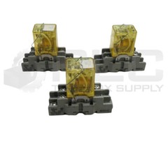 LOT OF 3 IDEC RH2B-UL RELAY 120VAC W/ SH2B-05 RELAY SOCKET 10A 300V