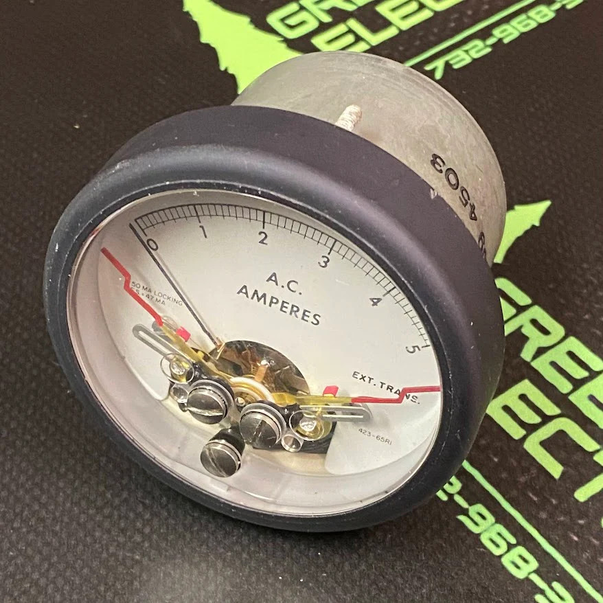 25-1139-4503 – Navair United States – RELAY, METER MOVEMENT AC AMMETER 0-5A 1000