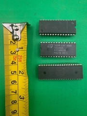Lot of Assorted IC Chips Transistors Toshiba TA8879N ST TCE2ACK RE