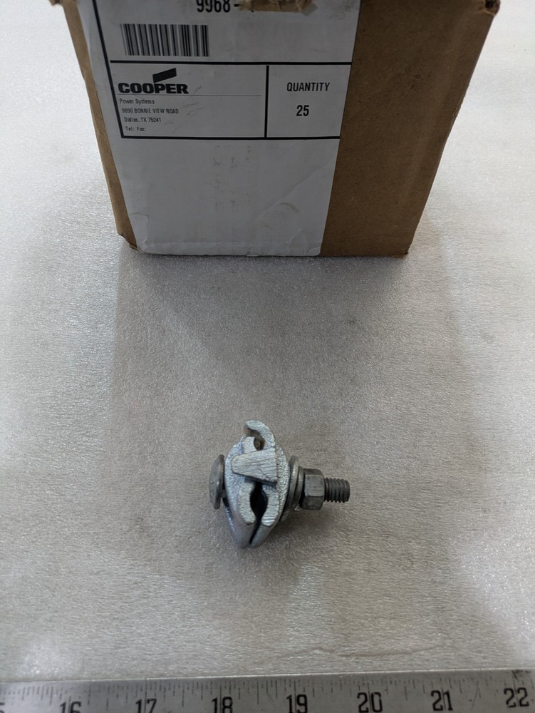 Cooper Power 9968-1 Conduit Clips Clamps Box of 25 Eaton Cable Fastener New