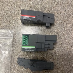 ABB Ekip Com Modbus RTU + Ekip Supply 110–240V + 3x Plug Modules – Emax/Tmax