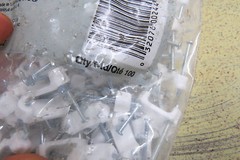 Gardner Bender PS-150Z, Plastic Staples 1/2″, pkg of 100