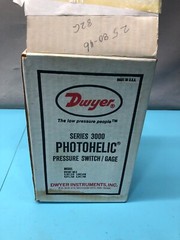 DWYER SERIES 3000 PHOTOHELIC PRESSURE SWITCH GAUGE, 3000-00NC, 147427