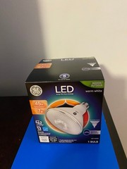 NEW GE LED 7 WATT INDOOR/OUTDOOR WARM WHITE FLOODLIGHT-500 LUMENS-LONG LIFE