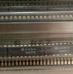1PCS IC MOTOROLA DIP-18 ULN2803A ULN2803