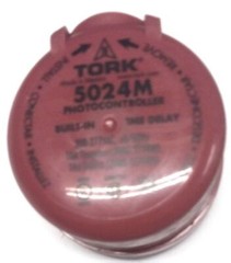 Tork 5024M 208/277V turn lock photocell
