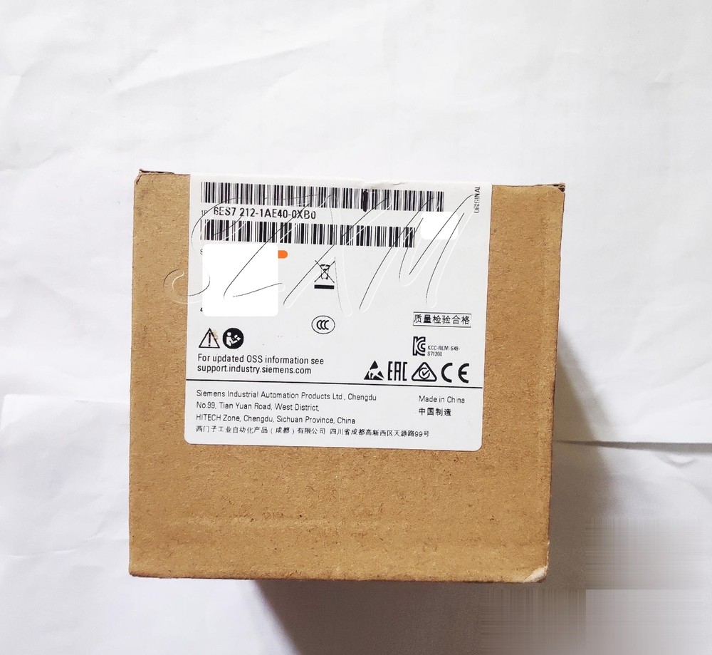 Brand new 6ES7212-1AE40-0XB0 Siemens module Expedited Express DHL