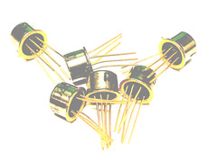 . MD3251A – DUAL PNP Transistor Mega LOT OF 4