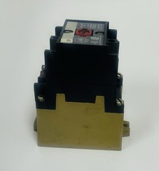 ALLEN BRADLEY NO. 700-P200A1 STANDARD AND TIME DELAY CONTACT 2 NO OPEN TYPE