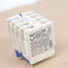 Telemecanique LA1KN40 Schneider Electric Auxiliary Switch Block -used-