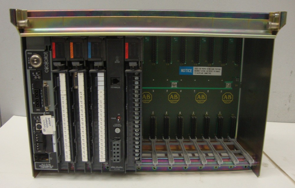 Allen Bradley PLC Input Module Cat #1771-A3B1 B 30175LR