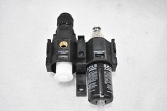 INGERSOLL RAND C28111-600 1/8 F/R-L COMBO PNEUMATIC LUBRICATOR & REGULATOR
