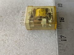 IDEC RY2S-U Relay AC24V Plug-In Power Relay 8-Pin DPDT Socket Mount 28810
