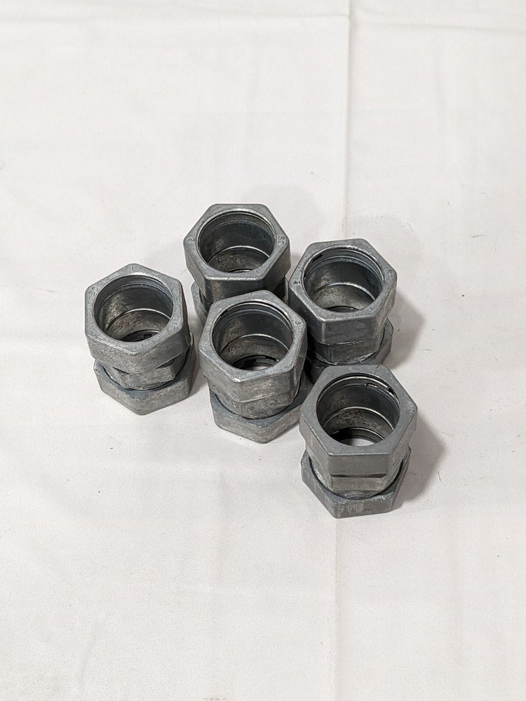Thomas & Betts 1″ Compression Coupling, Zinc Die Cast Qty 5 TK-213
