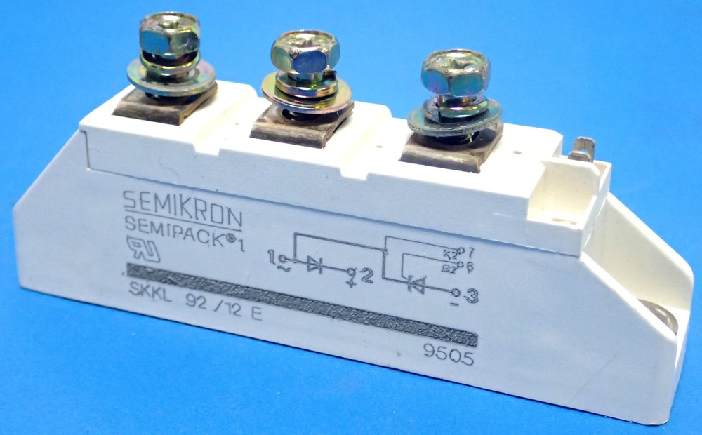 SEMIKRON SEMIPACK 1 SKKL 92/12E THYRISTOR DIODE MODULE 1.2KV 95A 1.65V 2KA 150MA