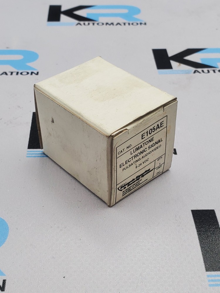 NEW Edwards E105AE Pulsating Visual Signal Indicator