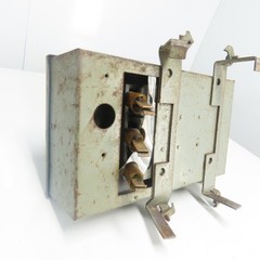 Federal Pacific CFP 632 60A 240VAC Cover Operated Fusible Bus Plug Switch 3P