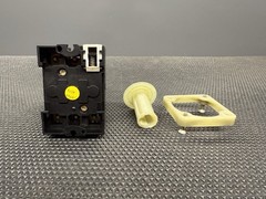 Siemens 3LD11 18-OTB53, Disconnect with Knob Mount And Connector