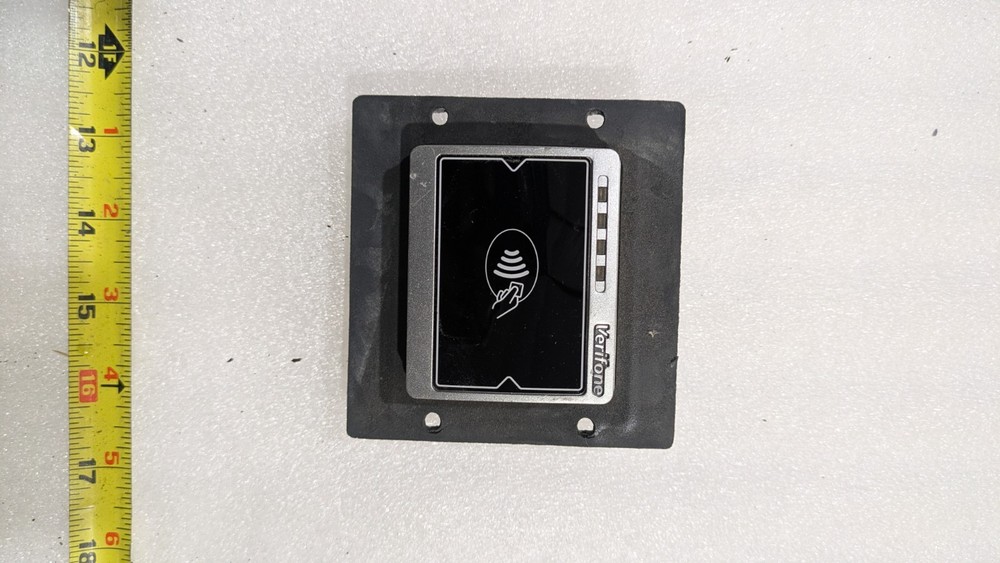 VERIFONE CARD READER TOUCHLESS UX400 P/N:M14331A001