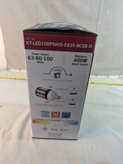 Parking Lot Light Commercial Outdoor Pole Light Bulb For Parking Lot Lights