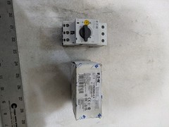 Eaton XTPR2P5BC1NL PKZM0-2.5 Manual Motor Protector Circuit Breaker 1.6-2.5A IEC