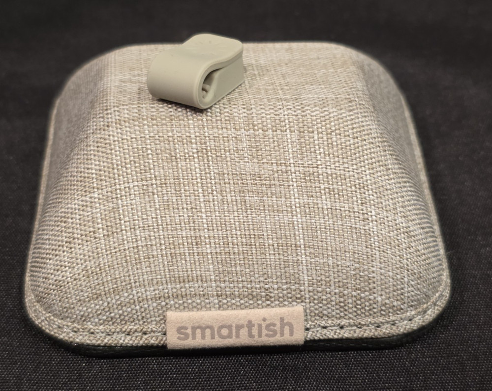 Smartish® Magnetic Cord Holder – Cable Wrangler, Lightly Toasted Beige EUC
