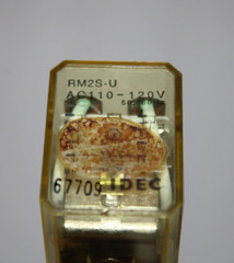 IDEC RM2S-U DIN MOUNT RELAYBASE 2-4MX10