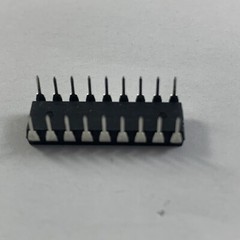ST ULN2804A 18 PIN DIP 8 Darlington Arrays IC PCB Electronics See Pics OB #1096
