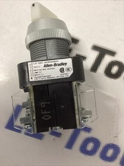 ALLEN BRADLEY 800T-24HW2KB6AX SELECTOR SWITCH 30MM POS 24VAC/DC WHITE KNOB J065
