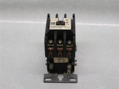 Cutler-Hammer C25DND330 Contactor 30A SERIES C1 104-120V 50-60Hz FAST SHIP