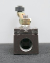 Schmersal position switch with roller plunger MVH330-11y 40x76x40mm (basic unit)