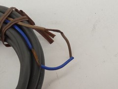 Omron E2E-X2Y2 6′ Inductive Proximity Sensor 240VAC 100mA – NEW Surplus!
