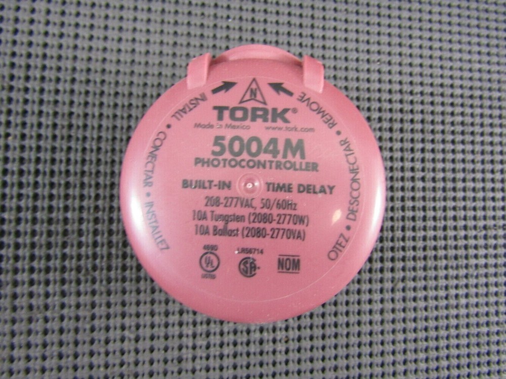 Tork 5004M Delayed Response Photo Control Turn Lock SPST 2208/277V Tungs/Ballast
