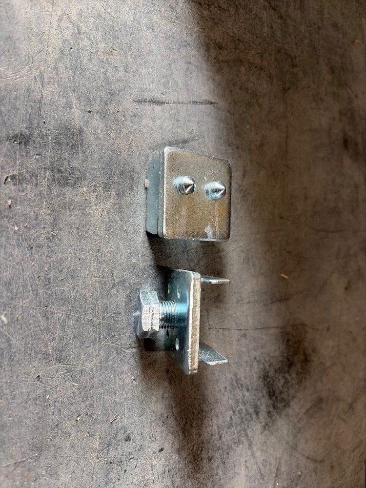 Column Insert Zinc Plated Spreader Caps