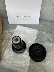 Elastimold 600-BIP Basic Insulating Plug 600-Amp Includes Protective Cap.