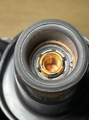 NEW ELASTIMOLD K1502-A1 200A DB 15/25K INSERT FEED THRU CONNECTOR, BAIL ASSEMBLY