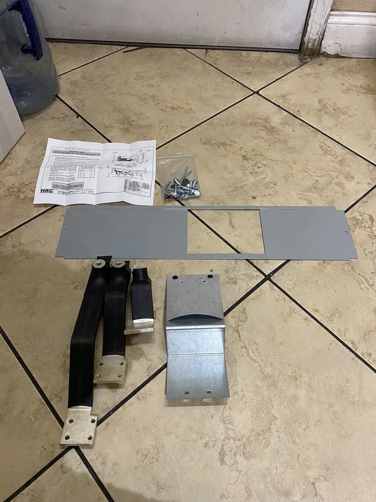 EATON KPRL4LG MOUNTING HARDWARE KIT 600 AMP LG BREAKER.